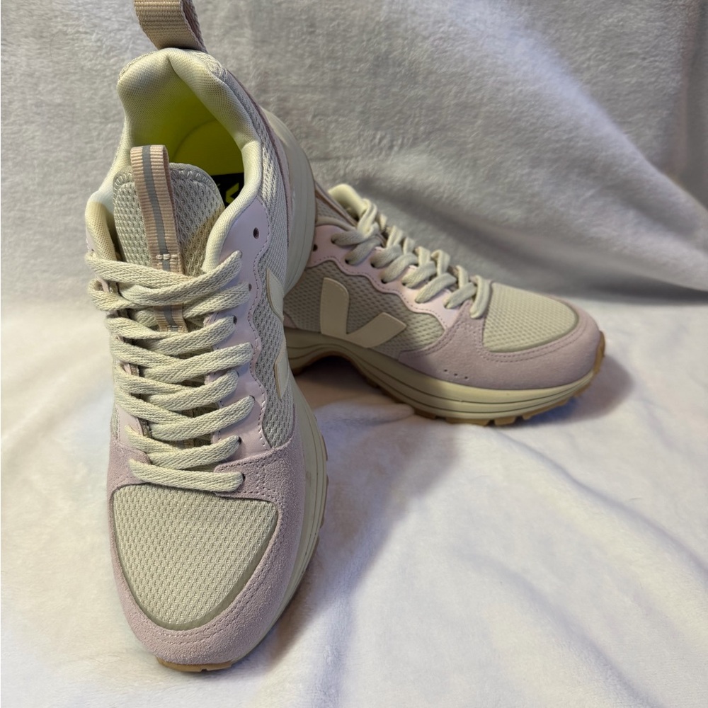 Veja Venturi Women's Size 8 Alveomesh White/Pierre/Shoe Sneakers Athleisure Hike